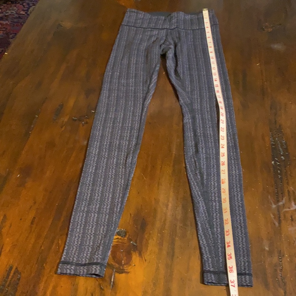 LULULEMON FULL LENGTH YOGA PANTS🍋 - Picture 3 of 11